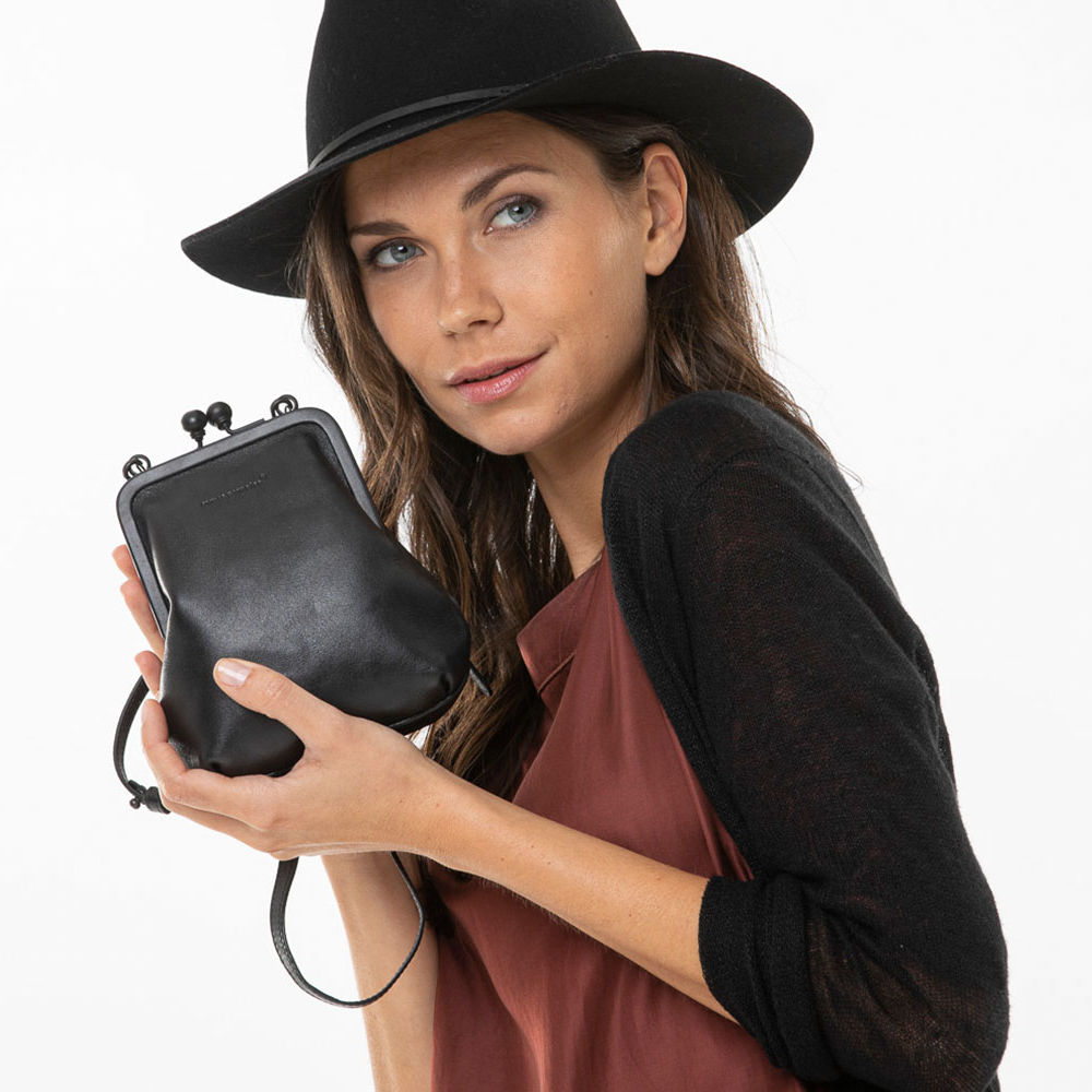 aunts & uncles 2in1 Handytasche / Clutch Mrs. Sugar Pop black smoke, Feature-Bild