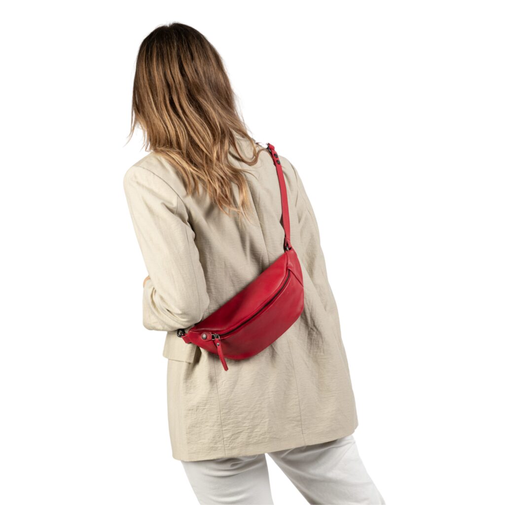 aunts & uncles Leder Crossbody-Tasche Bilberry crimson red, Hauptbild 4