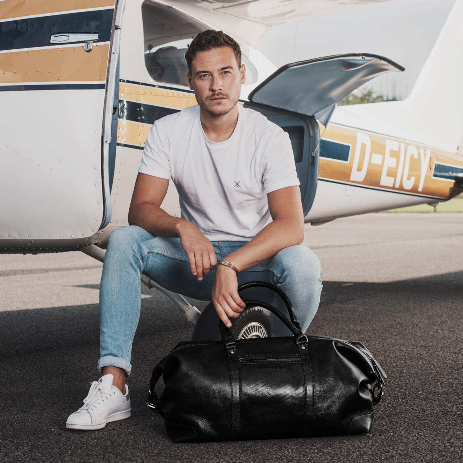 The Chesterfield Brand Weekender Caleb schwarz, Feature-Bild