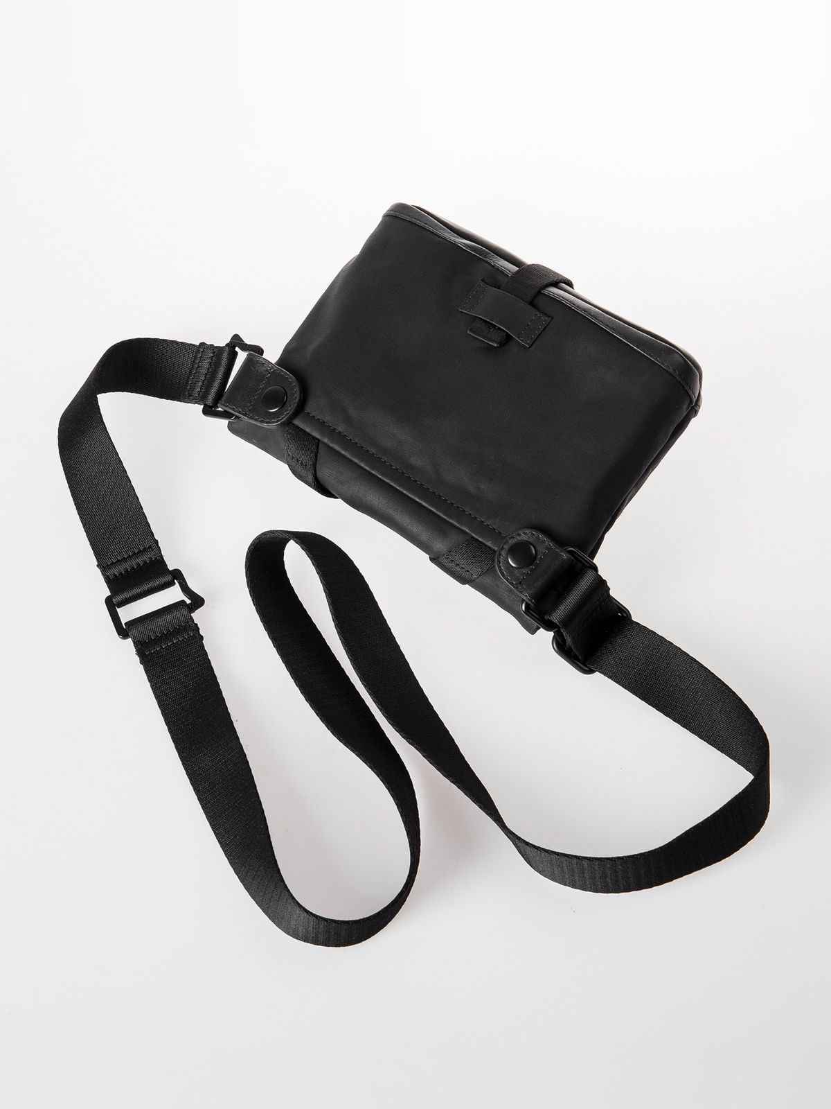 2in1 Umhängetasche / Bauchtasche Tsu schwarz 2in1 Umhängetasche / Bauchtasche Tsu schwarz