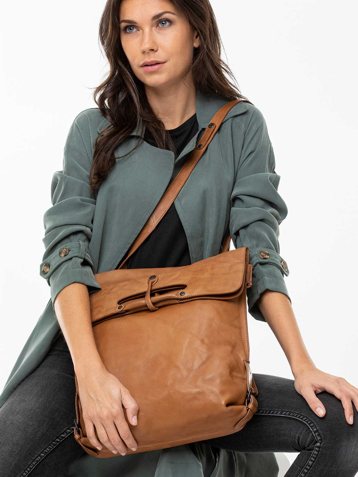 aunts & uncles 2in1 Lederrucksack / Tasche Mrs. Apple Strudle caramel, Feature-Bild